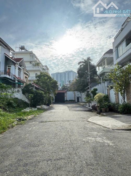 Bán gấp khuôn đất trong hẻm xe tải, gần vòng xoay Trần Não và Lương Định Của, Quận 2 - 1