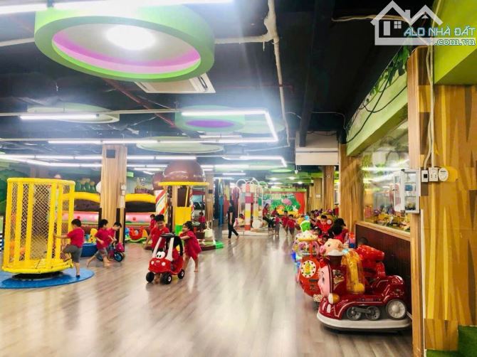 Chuyển nhượng trường mầm non có chương trình học QUỐC TẾ đường Phan Văn Trị giá TỐT - 1