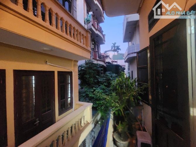 Bán nhà ngõ 279 Đội cấn, 74m, 3 tầng, 12,9 tỷ - 1