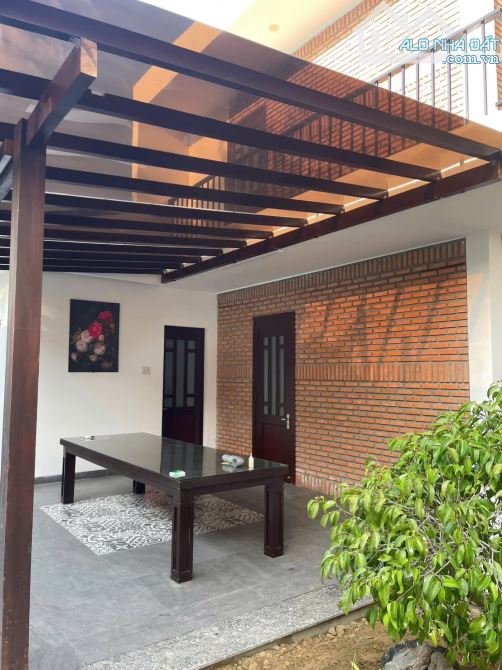 Bán căn Biệt Thự mặt tiền đường Gò Cây Sung - 1