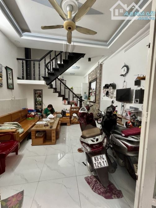 🏡 NHÀ 3 TẦNG  NGAY TÂY THẠNH-SÁT MẶT TIỀN–40M2 ,3PN– GẦN AEON TÂN PHÚ-CHỈ 4.X TỈ  TL - 1