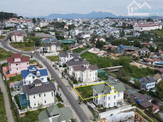 ĐẤT BIỆT THỰ - ĐỈNH ĐỒI DIC AN SƠN - HAI MẶT TIỀN VUÔNG VỨC - VIEW RỪNG THÔNG CỰC ĐẸP - 1
