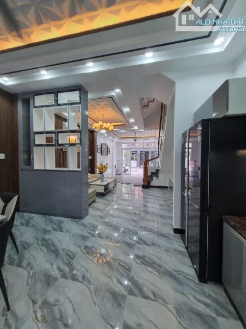 MẶT TIỀN KINH DOANH ĐƯỜNG GÒ Ô MÔI - NGANG 8M DÀI 29M - NỞ HẬU NHẸ - CHỈ 22 TỶ - 1