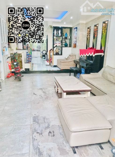 Khu Tên Lửa - Gần Nhà thờ PhaoLô - 4 tầng - 5PN - View công viên - 1