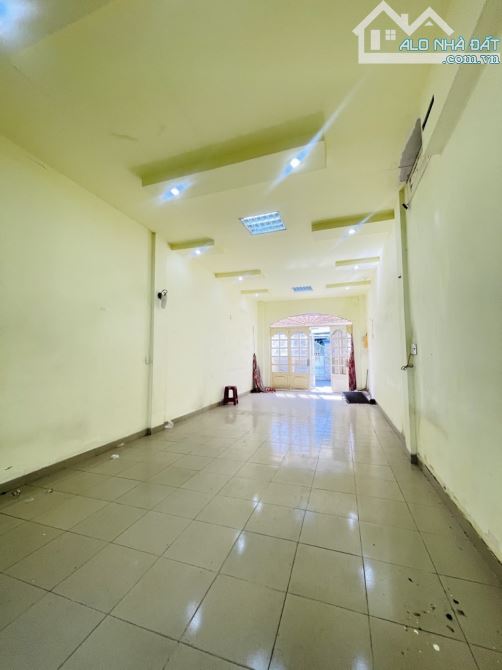 Giá Đầu Tư 138M² Cấp 4 Hẻm Xe Tải Thông 1Trục Kinh Doanh Gần Mặt Tiền - 1