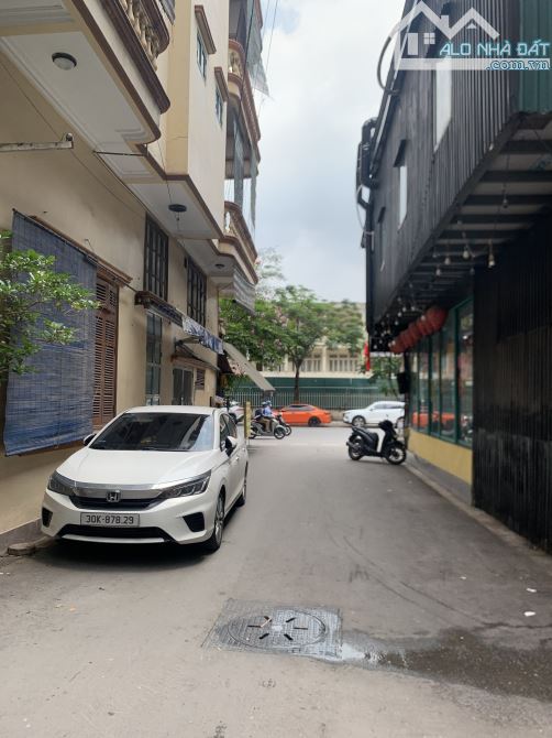 Phân lô Trần Quốc Hoàn – hiếm nhà bán, ô tô tránh, 41/45m² | MT 4m | 5 tầng - 1