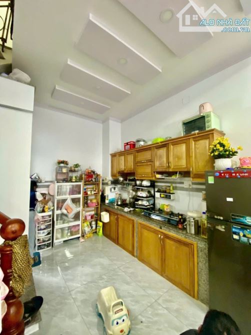 BÁN NHÀ 3 TẦNG ĐÚC TRUNG MỸ TÂY 13 QUẬN 12 zIÁ RẺ 4.4 Tỉ - 1