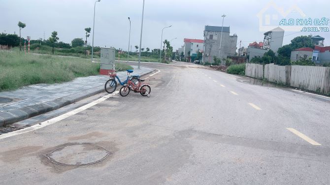 ⸻  🚨 ĐẤT ĐẸP GIÁ RẺ 100M² – Ô TÔ VÀO NHÀ – THÔN ĐOÀI, PHÚC THỊNH, HÀ NỘI – 5,8 TỶ 🔥  📍 - 1
