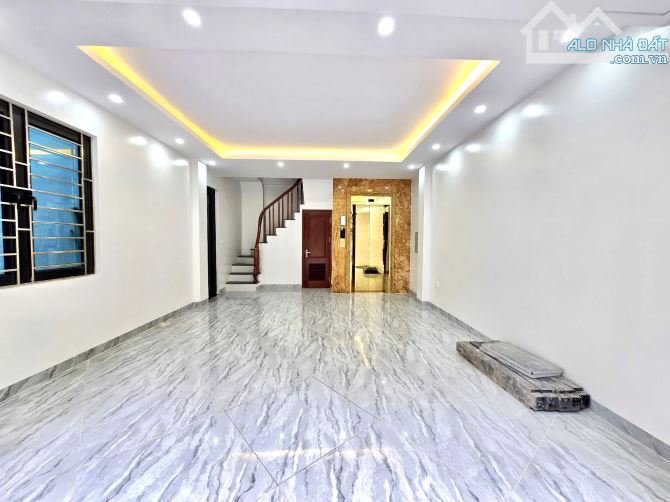 Bán nhà Ô Chợ Dừa, 7 tầng thang máy, lô góc, vỉa hè 31 tỷ - 1