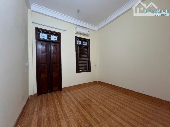 Nhà 35m² gần Nhổn, 4 ngủ, oto cách 100, chỉ hơn 5 tỷ. - 1