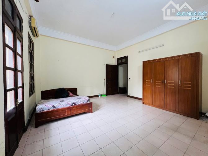 BÁN NHÀ KHU PHÂN LÔ VIP PHỐ NGUYÊN HỒNG QUẬN ĐỐNG ĐA-DT 66M2 4 TẦNG MT 5.6M-GIÁ 27.2 TỶ - 1