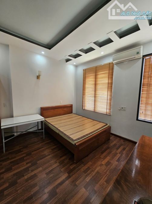 Bán Nhà -Trần Thủ Độ,LÔ GÓC,cho thuê có dòng tiền,đầu tư giữ tiền,DT:46m,Giá:2,1 tỉ - 1