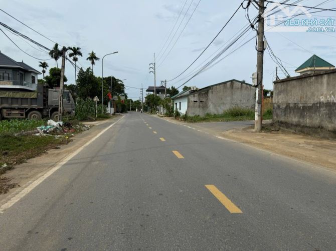 Bán Đất Trục Chính Đường Phú Mãn Quốc Oai Hoà Lạc Lô Góc: Dt 175m, Mt 8m, Giá Bán 35Tr/m2. - 1