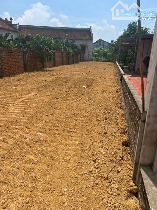 Bán 213m2 đất tại Thôn 5 Phú Cát,gần nhà máy in tiền và khu TT hành chính xã Phú Cát - 1