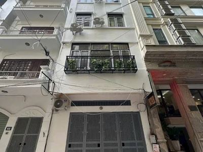 Bán nhà PHÂN LÔ đường Hồng Hà quận  Ba Đình - Sổ 50m2 - mặt tiền 4,3m - Giá chỉ 16 tỷ - 1