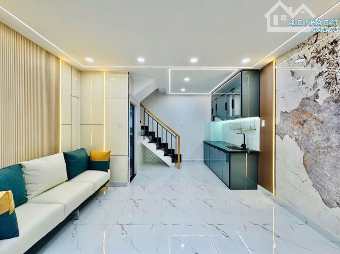 NHÀ MỚI CÁCH MT 15m TRUNG TÂM PHÚ NHUẬN NGAY HUỲNH VĂN BÁNH 4T6 - 1