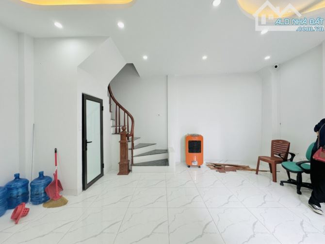 CHO THUÊ NHÀ NGUYÊN CĂN TẠI KHU ĐÔ THỊ VÂN CANH HOÀI ĐỨC 40M * 5T - 1