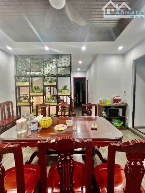 Nhà 5 tầng gần cầu Chương Dương- Long Biên. DT 60m2 x MT 4.5m. Ô tô vào nhà. Giá 11.5 tỷ - 1