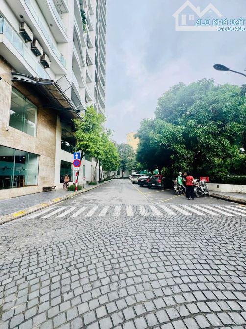 CĂN HỘ DUPLEX - GOLDEN WESTLAKE LÔ GÓC DUPLEX - ĐỘC NHẤT - ĐẸP NHẤT - 2 MẶT PHỐ HÀNG HIỆU - 1