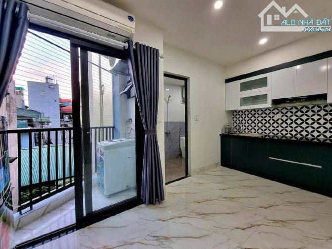Nhà 6 tầng Nguyễn Văn Cừ- Bồ Đề- Long Biên. DT 65m2 x MT 4.8m x Giá 11.2 tỷ. Ô tô vào nhà - 1