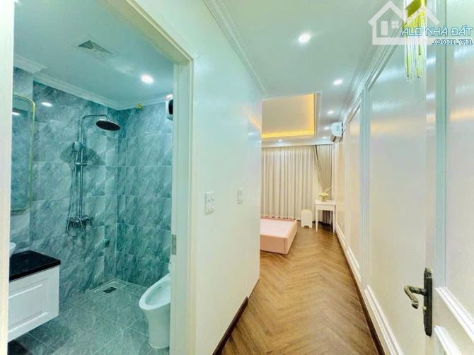 Bán nhà 5 tầng phố Nguyễn Sơn- Nguyễn Văn Cừ- Long Biên. Ô tô vào nhà. Giá bán 10.6 tỷ - 1