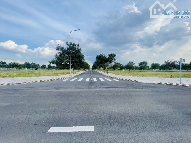 Sở hữu đất nền gần Vin Long An giá chỉ từ 600 triệu/lô đã có sổ đỏ - 1