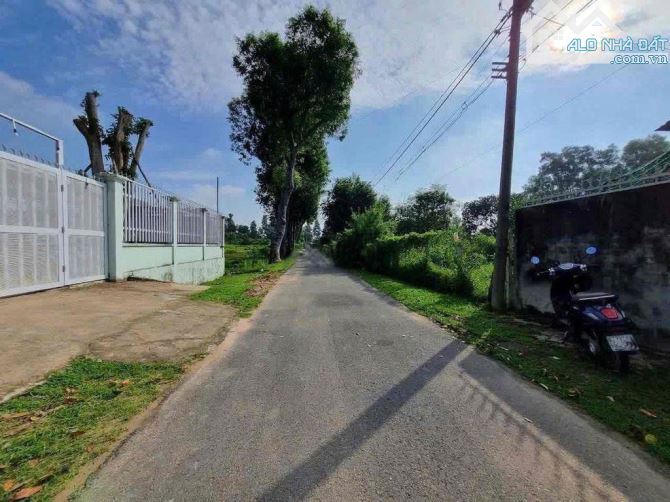 lô đất 192m2 THỔ CƯ FULL, mặt tiền 6m Huỳnh Thị Thơm, giá NGỘP 470TR , Tân Thông Hội - 1