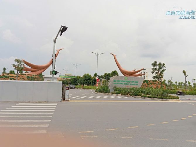 💥 NHÀ ĐẸP 4 TẦNG TẠI_ CỔ BI_TRÂU QUỲ-GIA LÂM- Ô TÔ ĐỖ CỬA - CÔNG NĂNG ĐẦY ĐỦ - VỊ TRÍ ĐỊA - 1