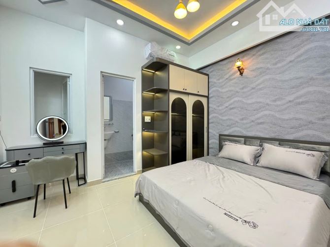 227/3/6 Phạm Văn Chiêu p14 Gò Vấp - 4x13m - 5 tầng - Full Nội thất - 1