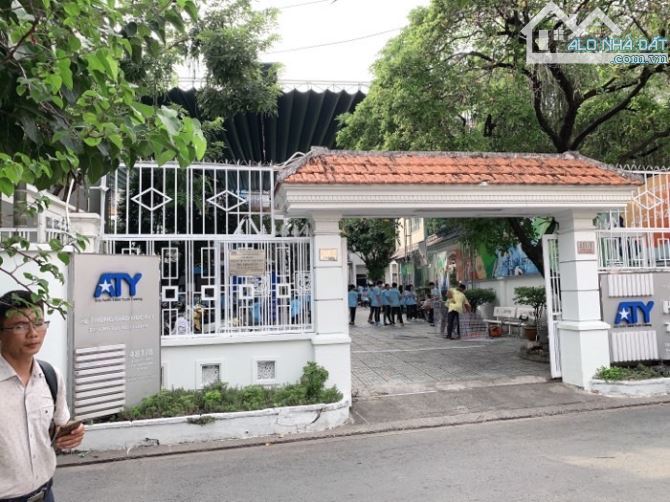 TRƯỜNG CHINH P14 TÂN BÌNH - HXH TRÁNH - ĐẤT LỚN  CHO THUÊ LÀM TRƯỜNG HỌC - 229M2 NHỈNH 22T - 1