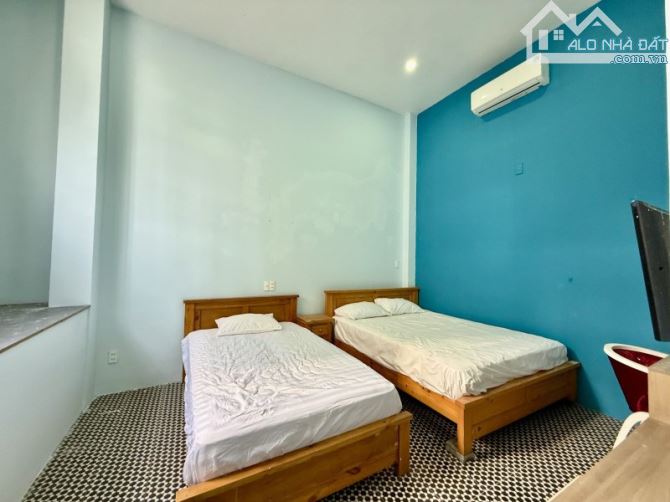 ► Góc 2 MT Cao Xuân Dục, đi bộ Công Viên, Sông Hàn, 65m2, 5 tầng, 7 căn hộ cao cấp - 1