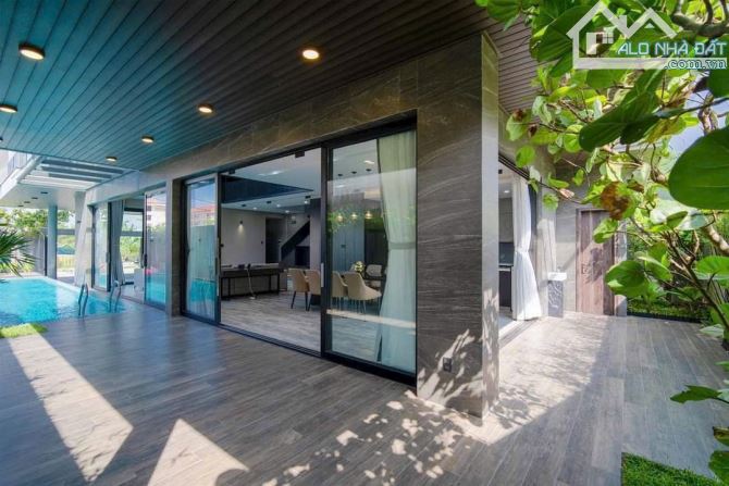 BÁN VILLA LƯƠNG HỮU KHÁNH - SIÊU ĐẸP SIÊU RẺ, 300m2, POOL SANG CHẢNH - 1