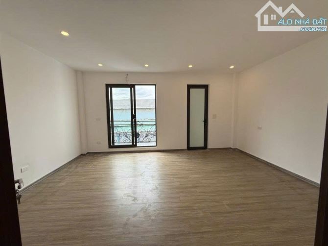 BÁN NHÀ THẠCH BÀN LONG BIÊN – 46M- LÔ GÓC 2  THOÁNG  6 TẦNG – THANG MÁY – HƠN 7 TỶ  Cơ hội - 1