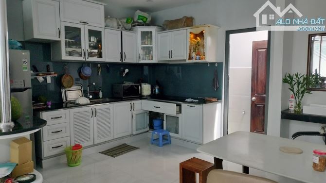 Nhà Mới 4 Tầng 80m2, 4PN, Huỳnh Tấn Phát, Nhà Bè, Xe Hơi Vào Tận Nhà, Sổ Hồng Riêng. Chỉ 8 - 1