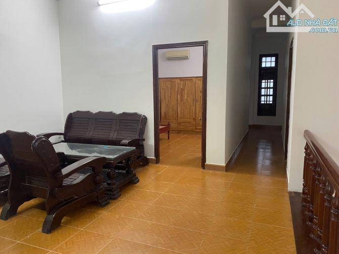 BIỆT THỰ 2 TẦNG SANG TRỌNG - DIỆN TÍCH 148.5 M2 - GIÁ 8.9 TỶ - 1