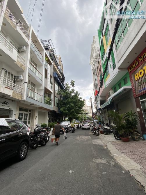 Bán Nhà 2 Mặt Tiền Đường Hoa Hồng Quận Phú Nhuận.KC:5 Tầng.Giá 19,5 tỷ - 1