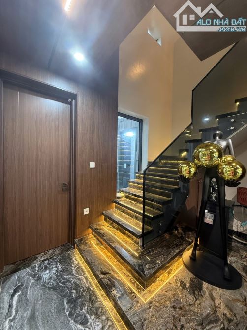 Liền kề KĐT Geleximco Lê Trọng Tấn, Hà Đông,5 tầng thang máy, nội thất hiện đại, ở sướng - 1