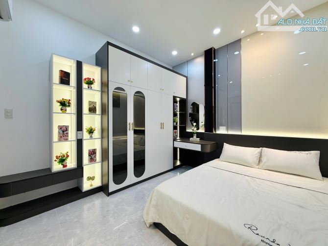 Bán nhà hẻm 440 Thống Nhất, P. 16, Gò Vấp - 1
