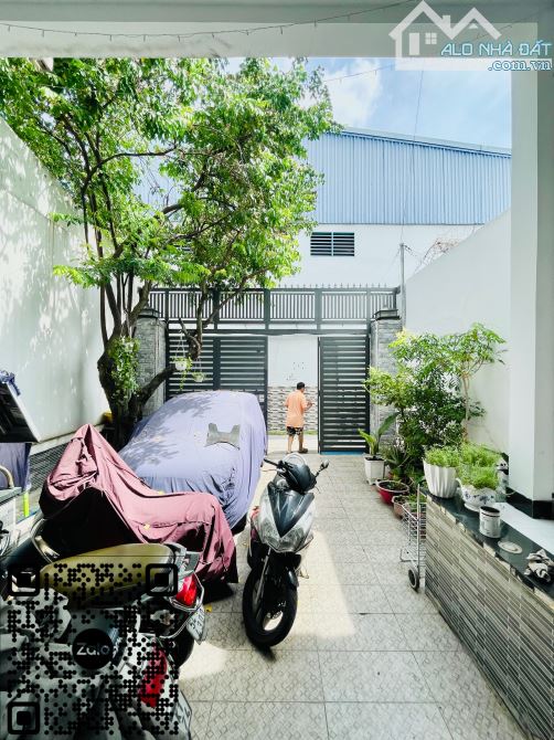 Biệt thự cạnh KDC Lý Chiêu Hoàng - 3 tầng - 6m x 20m - 4PN - Phòng xông hơi - 1