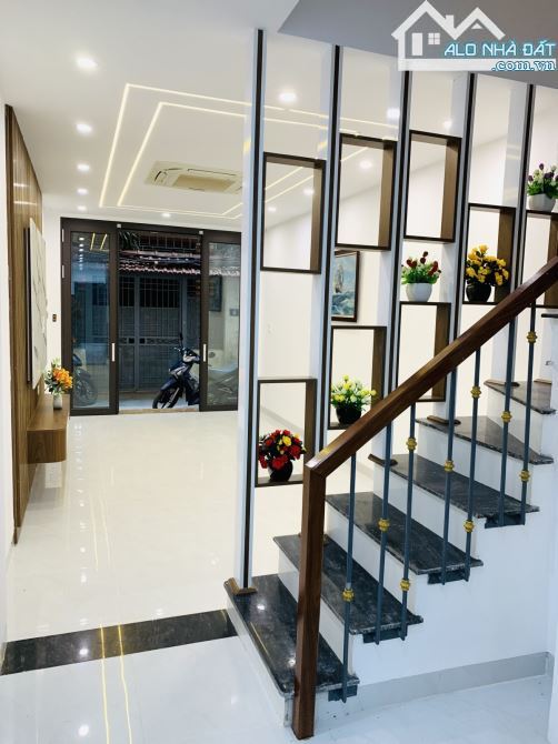 Bán nhà Hào Nam 52m2 phân lô oto tránh 7 tầng thang máy 21.9 tỷ - 1