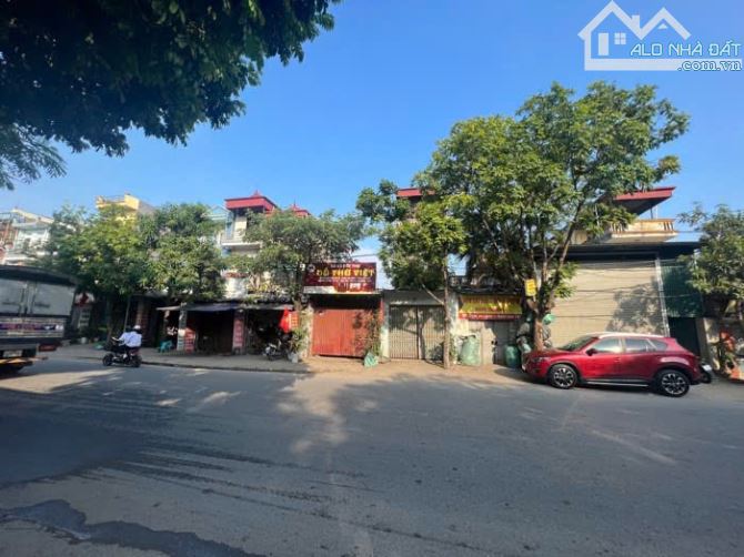 Mặt phố, Kinh doanh bất chấp mọi loại hình, Đất đẹp Dương Xá 112m Chỉ 20 tỷ - 1