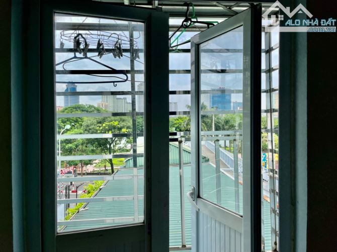 Cho thuê nhà nguyên căn mặt ngõ 87 Láng Hạ, Ba Đình. DT 30m x 4 tầng, giá 13.5tr - 1