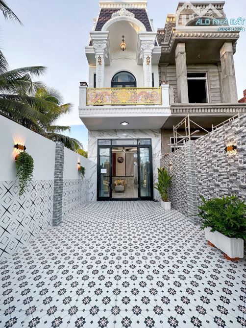 NHÀ TRỆT LẦU HẺM TỔ 3 Đ.NGUYỄN VĂN LINH CÓ SÂN RỘNG Ô TÔ GẦN ĐH Y DƯỢC, CHỢ BÀ BỘ - 1