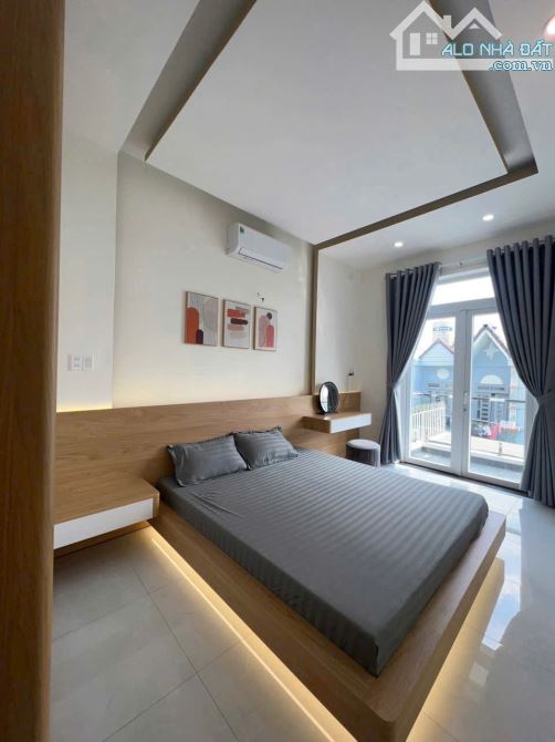Nhà 3 tầng căn góc 2 MT hẻm Nguyễn Thị Đặng, DT 7x12m giá 5 tỷ 680tr BL - 12