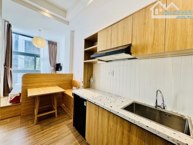 CHDV NGAY HAI BÀ TRƯNG  TÂN ĐỊNH Q1 5 TẦNG 56M2 DÒNG TIỀN ỔN ĐỊNH - 12