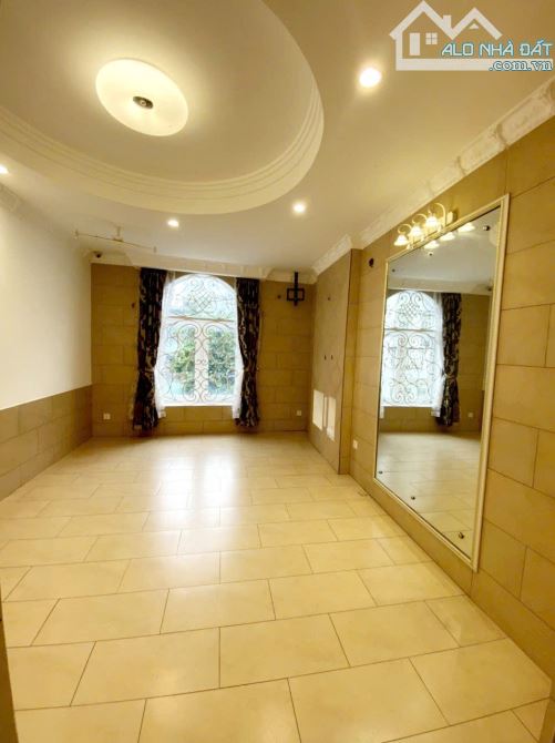 MT hẻm 8m 451/36 Tô Hiến Thành (3PN, 3WC), giá 20 triệu - 12