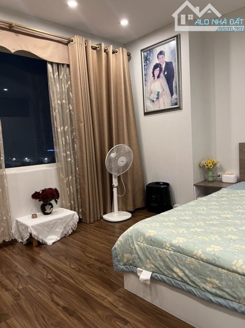 Bán căn hộ diện tích lớn 139m ở chung cư Huyndai Hillstate- Tô Hiệu- Hà Đông, giá 9.28 tỷ - 12
