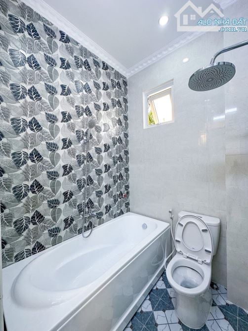 NHÀ TRỆT LẦU HẺM TỔ 3 Đ.NGUYỄN VĂN LINH CÓ SÂN RỘNG Ô TÔ GẦN ĐH Y DƯỢC, CHỢ BÀ BỘ - 12