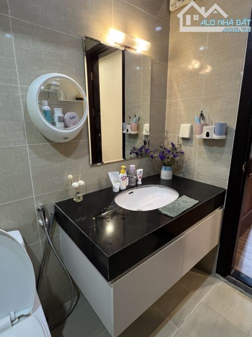 Bán căn hộ diện tích lớn 139m ở chung cư Huyndai Hillstate- Tô Hiệu- Hà Đông, giá 9.28 tỷ - 13