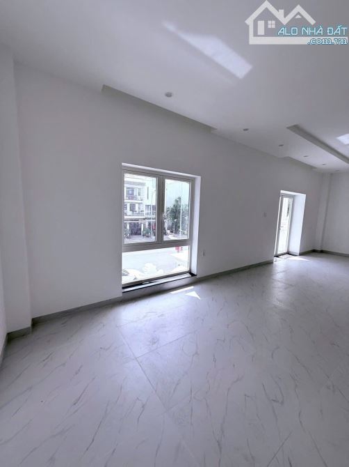 CHO THUÊ hoặc BÁN BIỆT THỰ 3 TẦNG 422m2 MẶT TIỀN ĐƯỜNG NGUYỄN VĂN LƯU (1B) KDC NAM LONG - 14